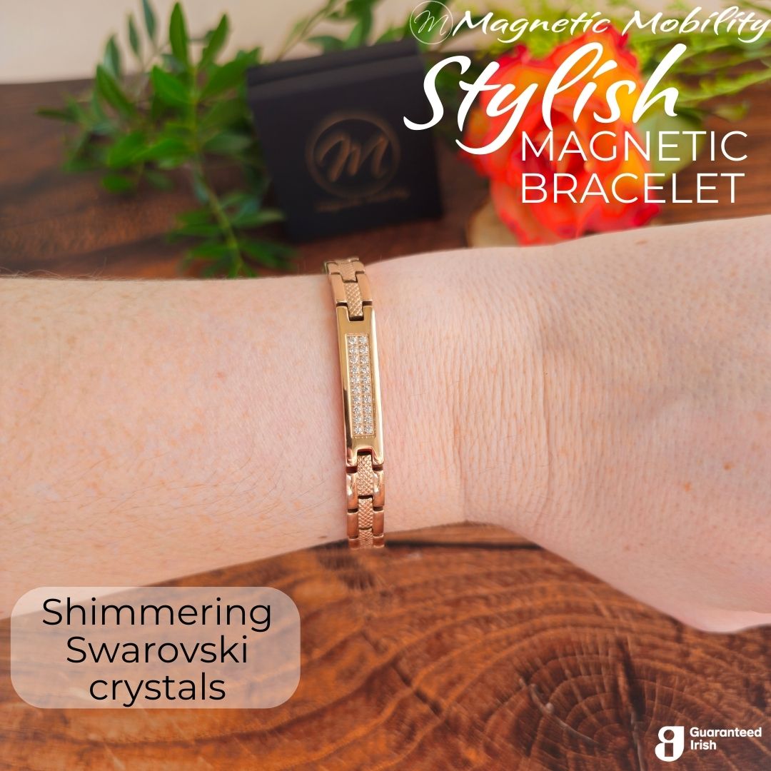 Magnetic Mobility Honesty Dawn 4in1 Magnetic Bracelet – presentation view – product inside branded black eco-friendly gift box.