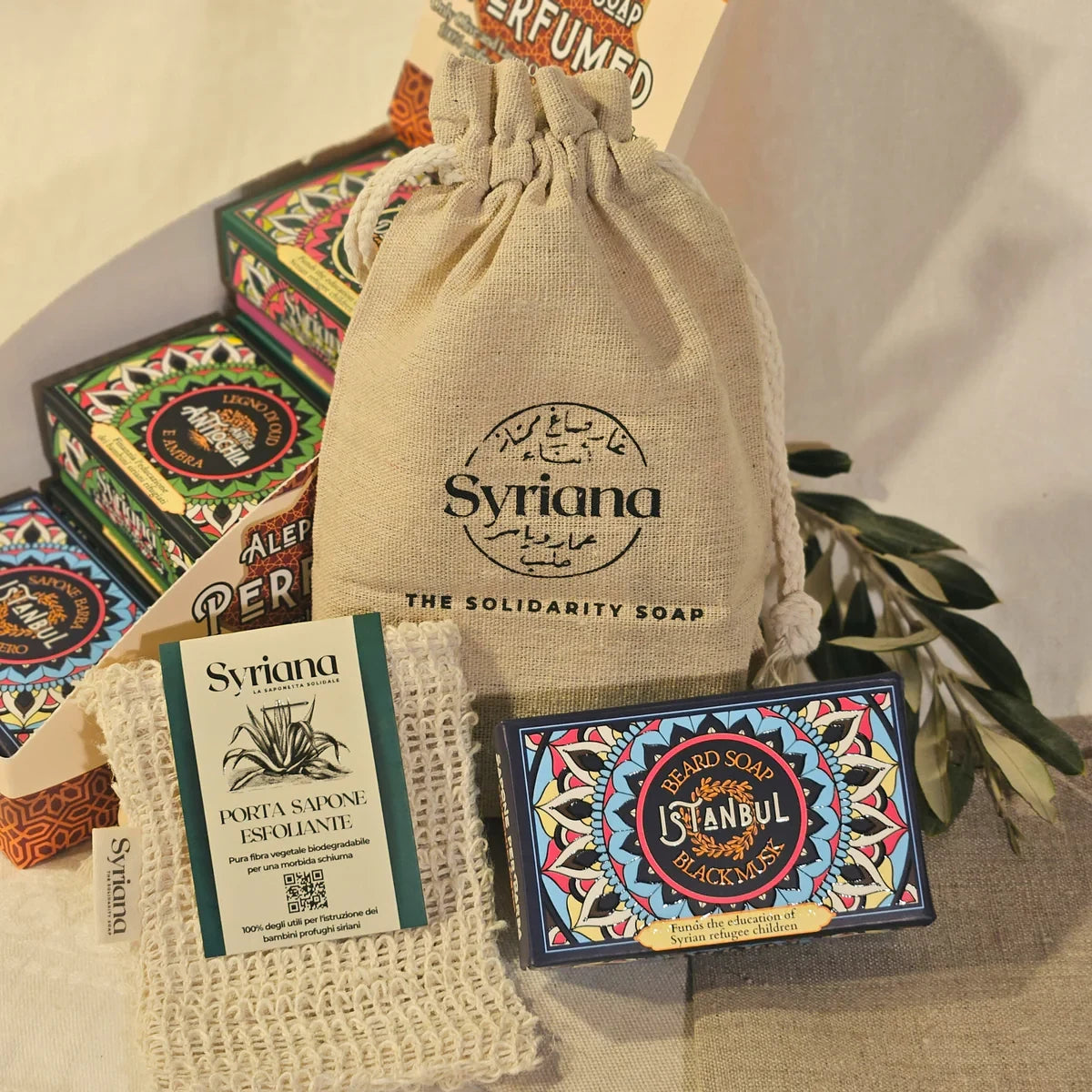 Syriana Black Musk Aleppo soap set with gift bag
