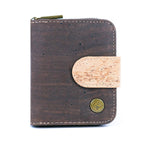 Meninas Bonitas Cork Short Wallet 11.5x9.5x3cm – front view – dark brown cork wallet with a light beige closure strap and round tree emblem.